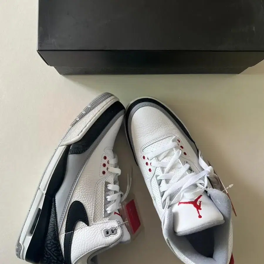 나이키 에어 조던 3 레트로 팅커 엔알지 AIR JORDAN 3 RETR