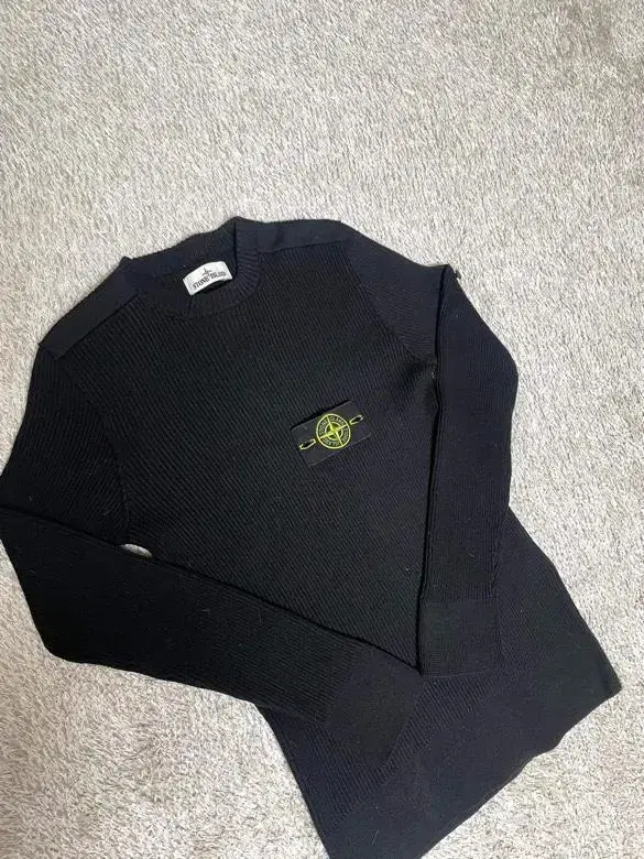 (new, brand new) Stone Island Golgi jini M