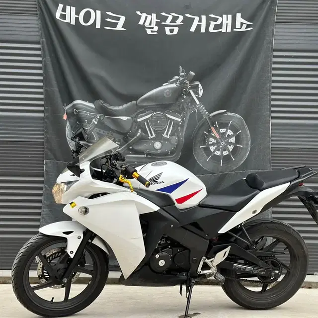 CBR125 2013년형 2만키로 좋은차량 판매합니다