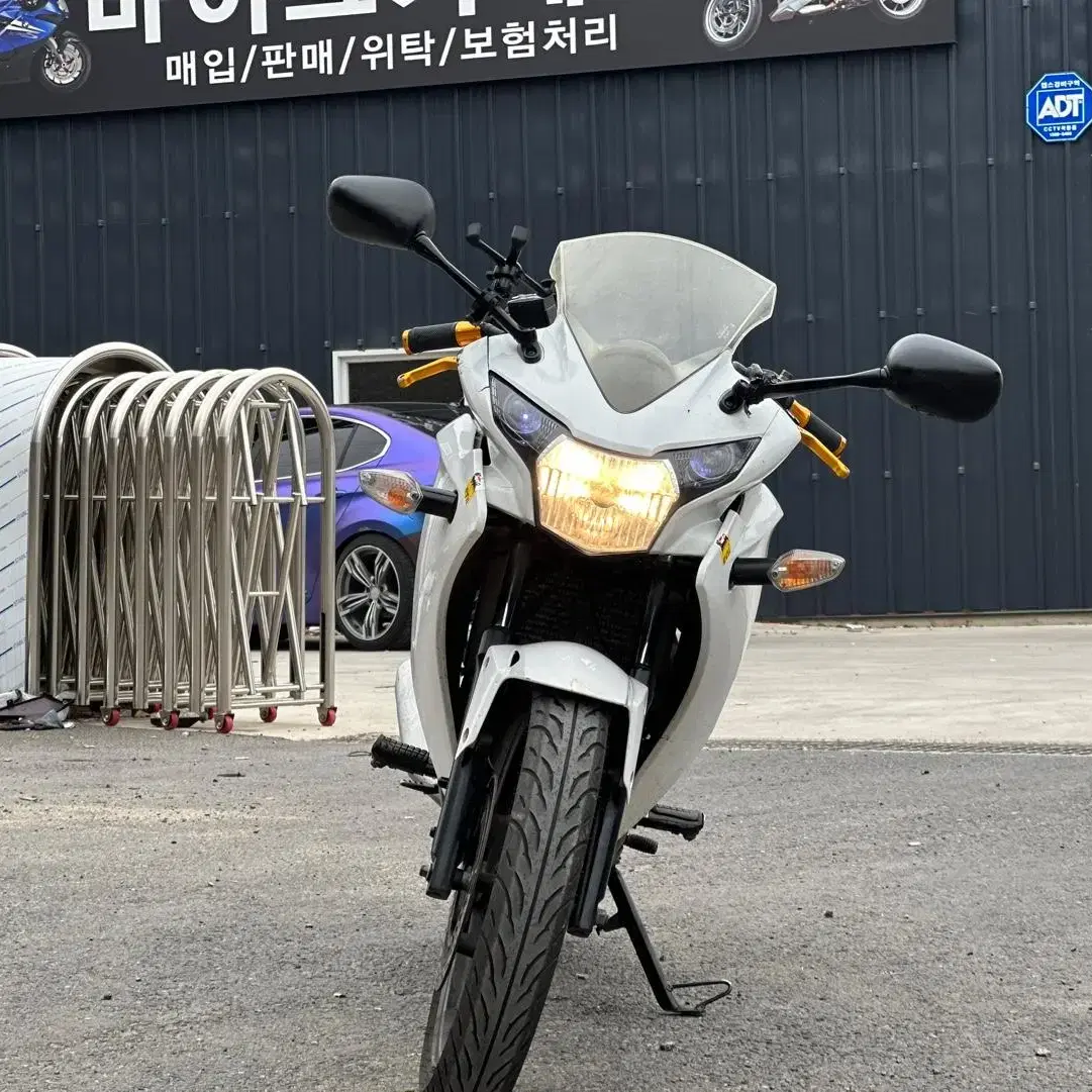 CBR125 2013년형 2만키로 좋은차량 판매합니다