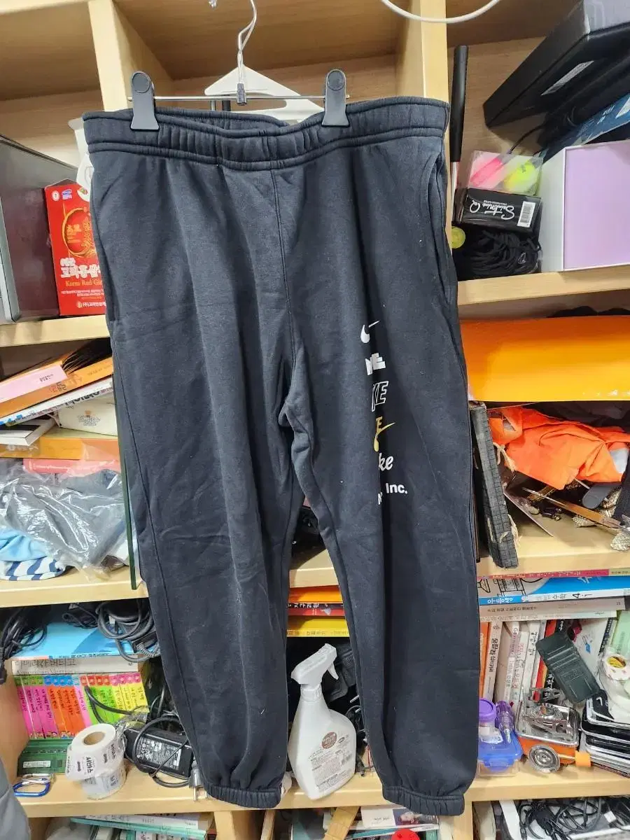 Nike Black Training Pants XXL. n.120