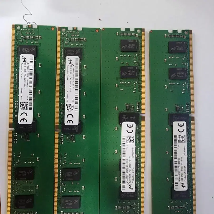 8Gb pc4-2400T 1Rx8 DDR4 Ecc Reg 메모리 4개