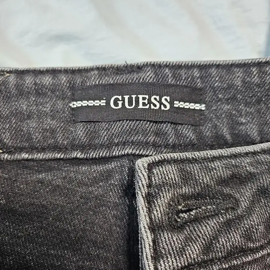 Guess 수지데님팬츠 게스데님 데님팬츠 청바지