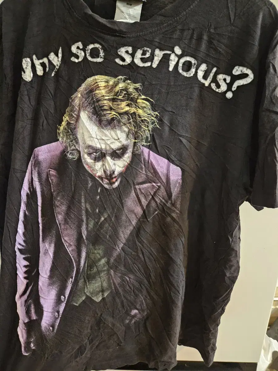 Vintage Mutiny Batman The Dark Knight Joker T-Shirt