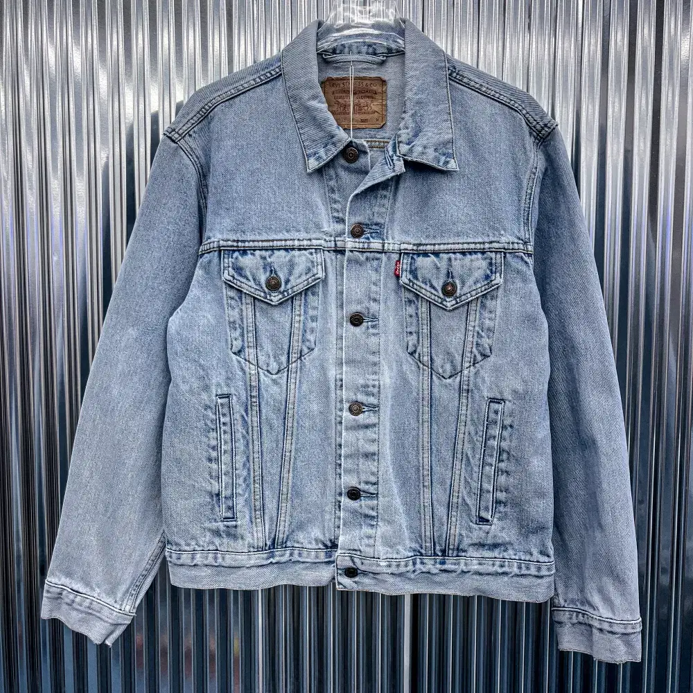 Levi's Denim Tracker Jeans Jacket (Domestic M) C518