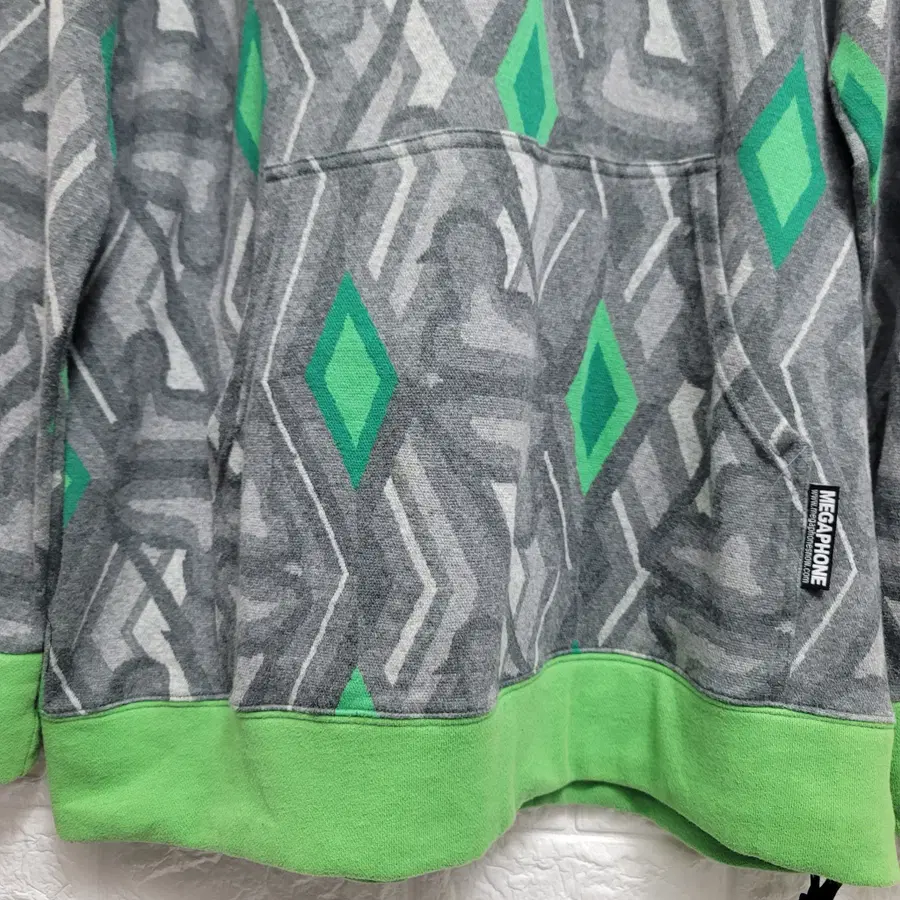 Product Details - 4