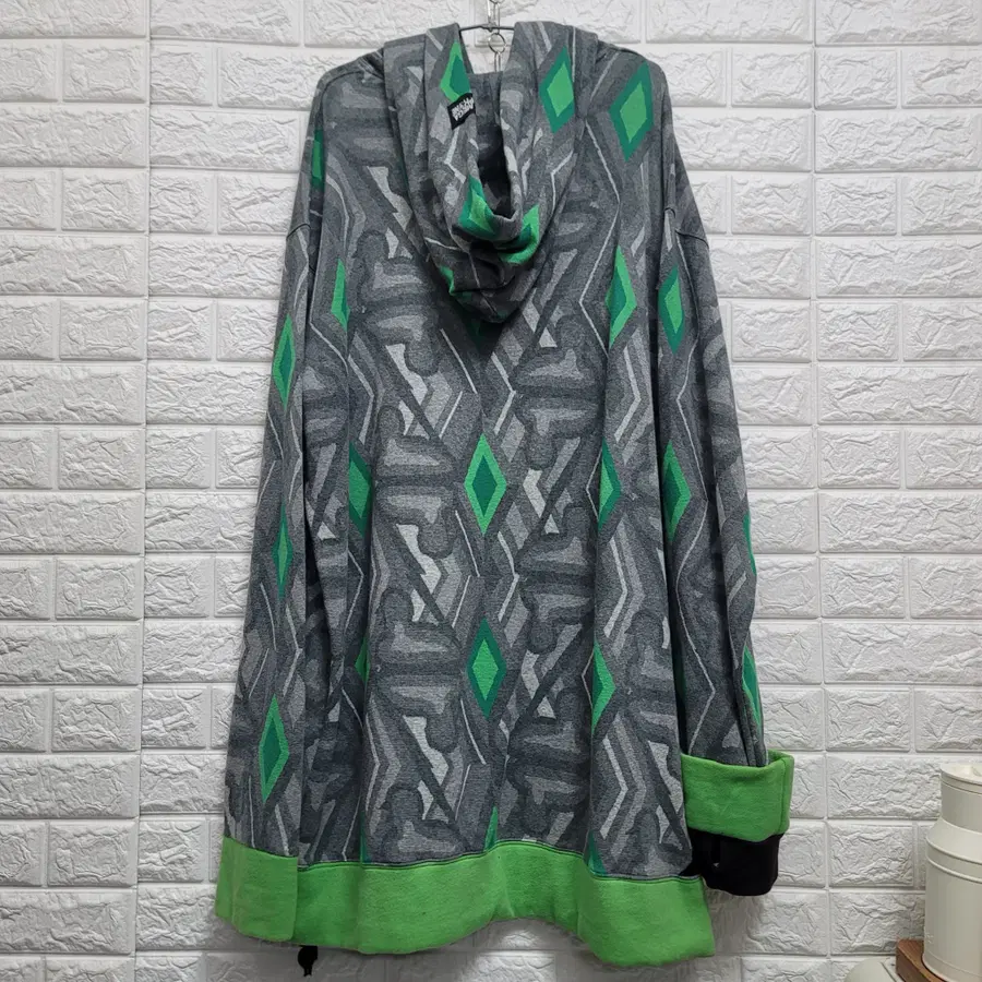 Product Details - 7