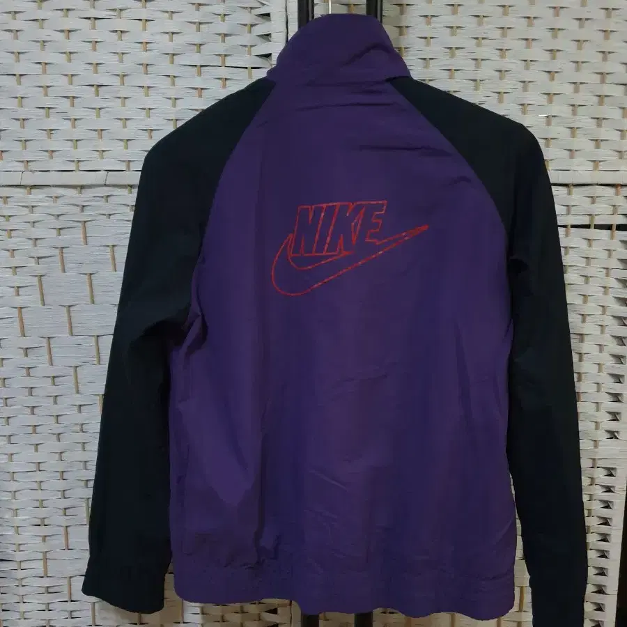 (1542) NIKE 나이키 스포츠 바람막이 90 L