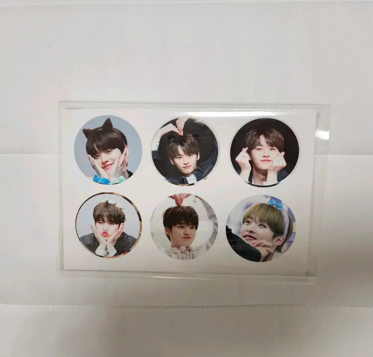 Skz lee know sticker