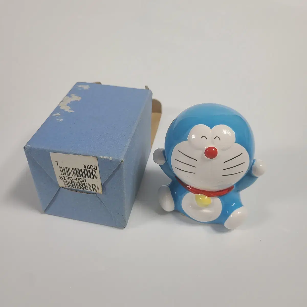 Doraemon Classic Cartoon Character Figures Porcelain doll Piggy Bank