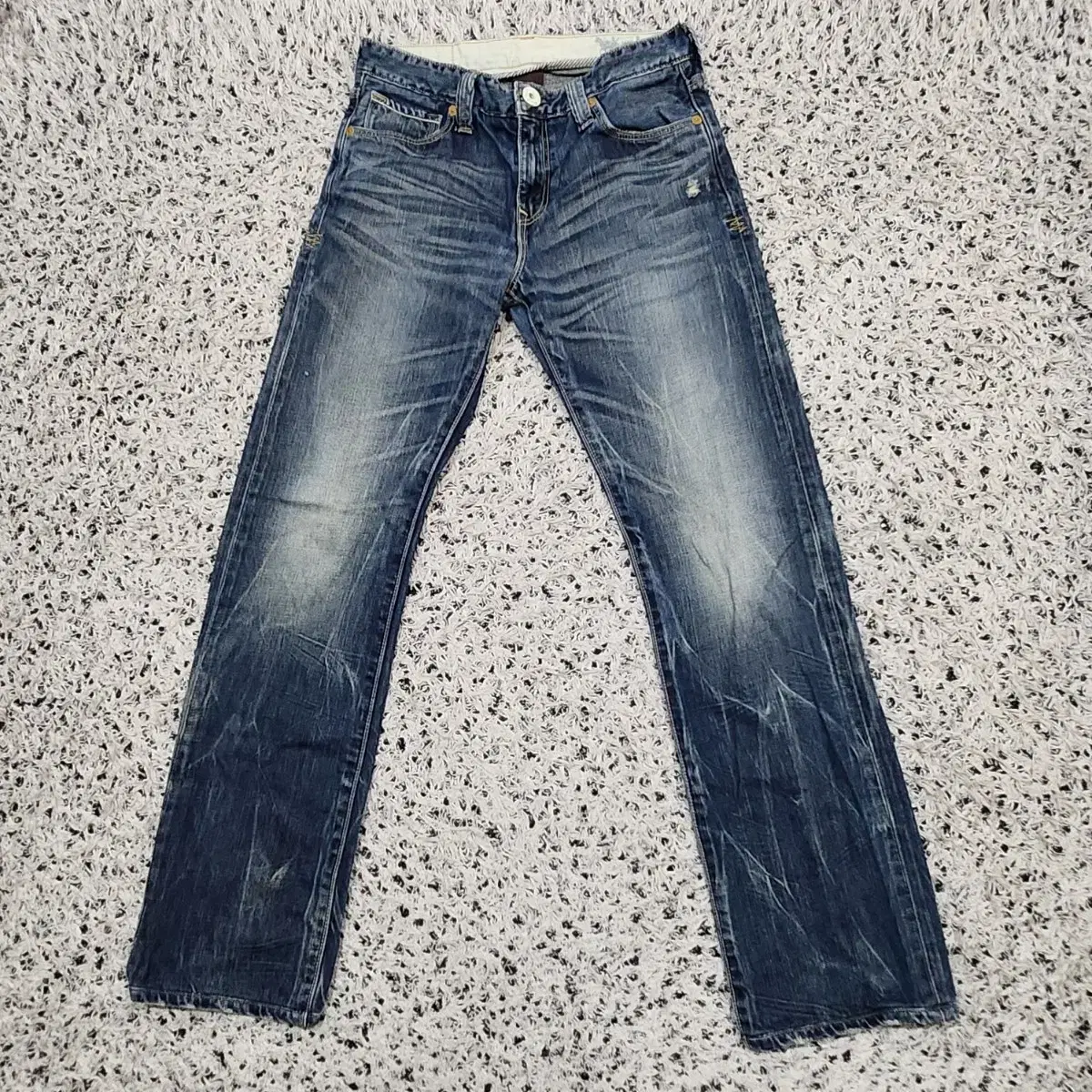 [30] Levi's 523 jeans (799)