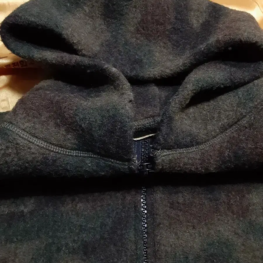 [S]오프화이트 카모 wool 로고 후드집업