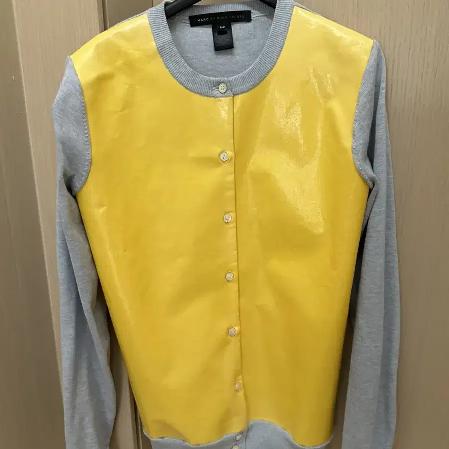 marc by marc jacobs yellow cardigan