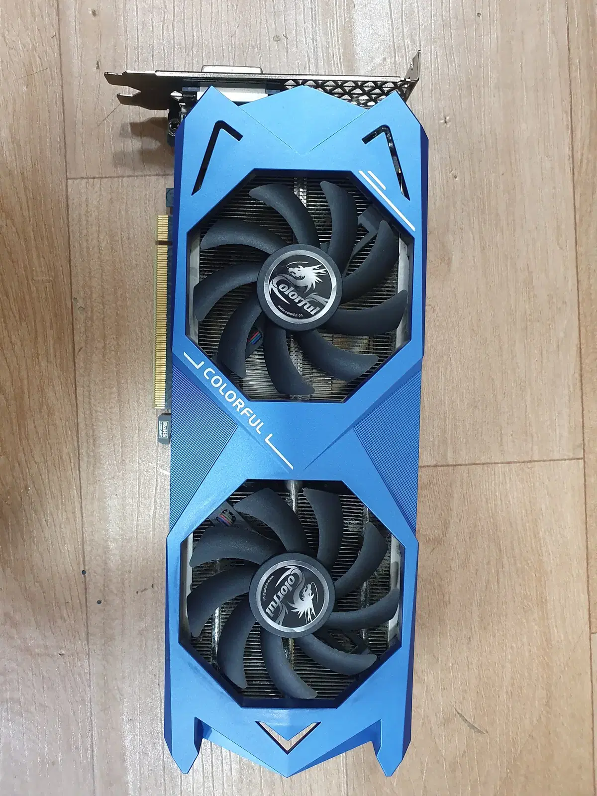 Colorful GeForce GTX1070Ti Twin 8GB