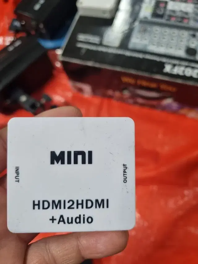 HDMI to 스테레오 오디오 지원 컨버터