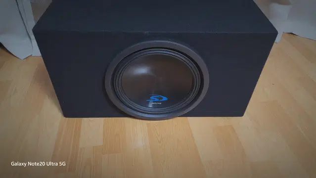 subwoofer Alpine