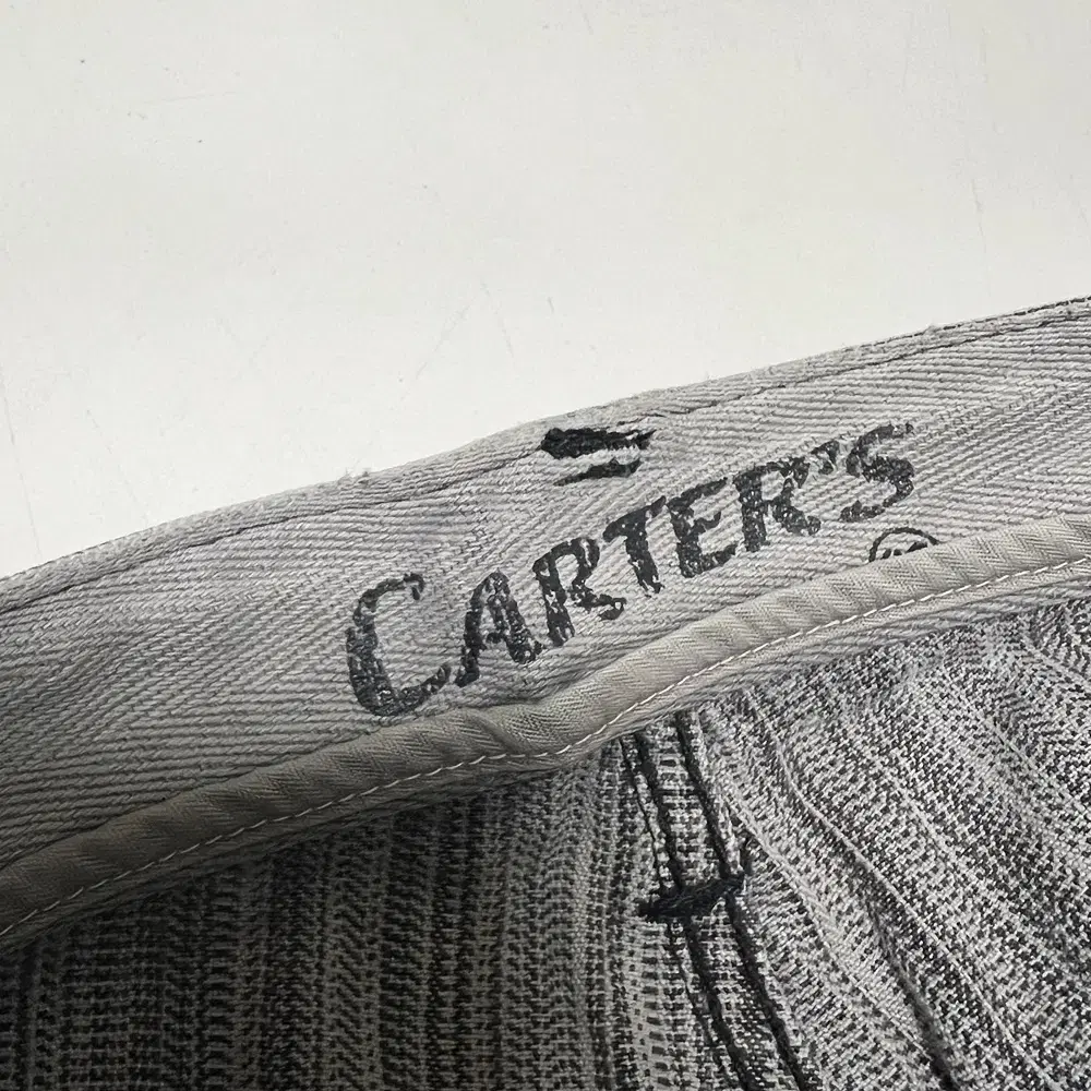 CARTER'S 카터스 스트라이프 그레이 워크 데님팬츠(32)