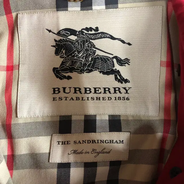 [ BURBERRY ] 버버리 레드컬러 벨티드 트렌치코트