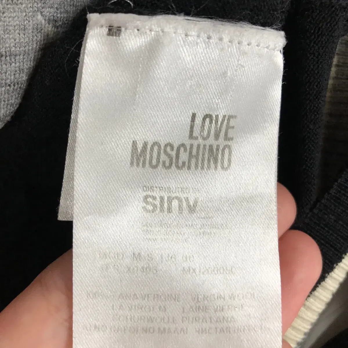 [ MOSCHINO ] 모스키노 버진 울 니트 가디건