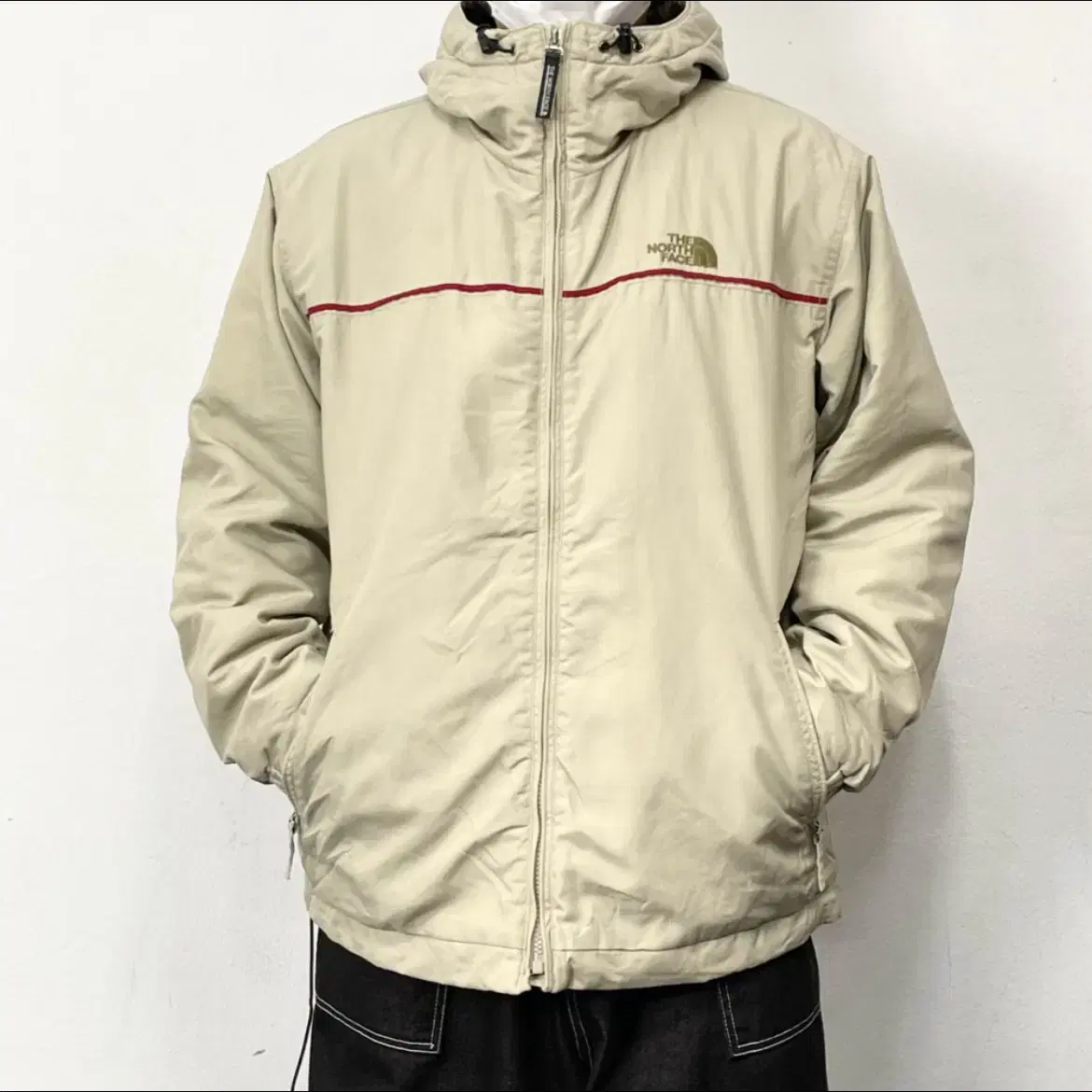 Oversized padded hooded jumper with North Face logo beige