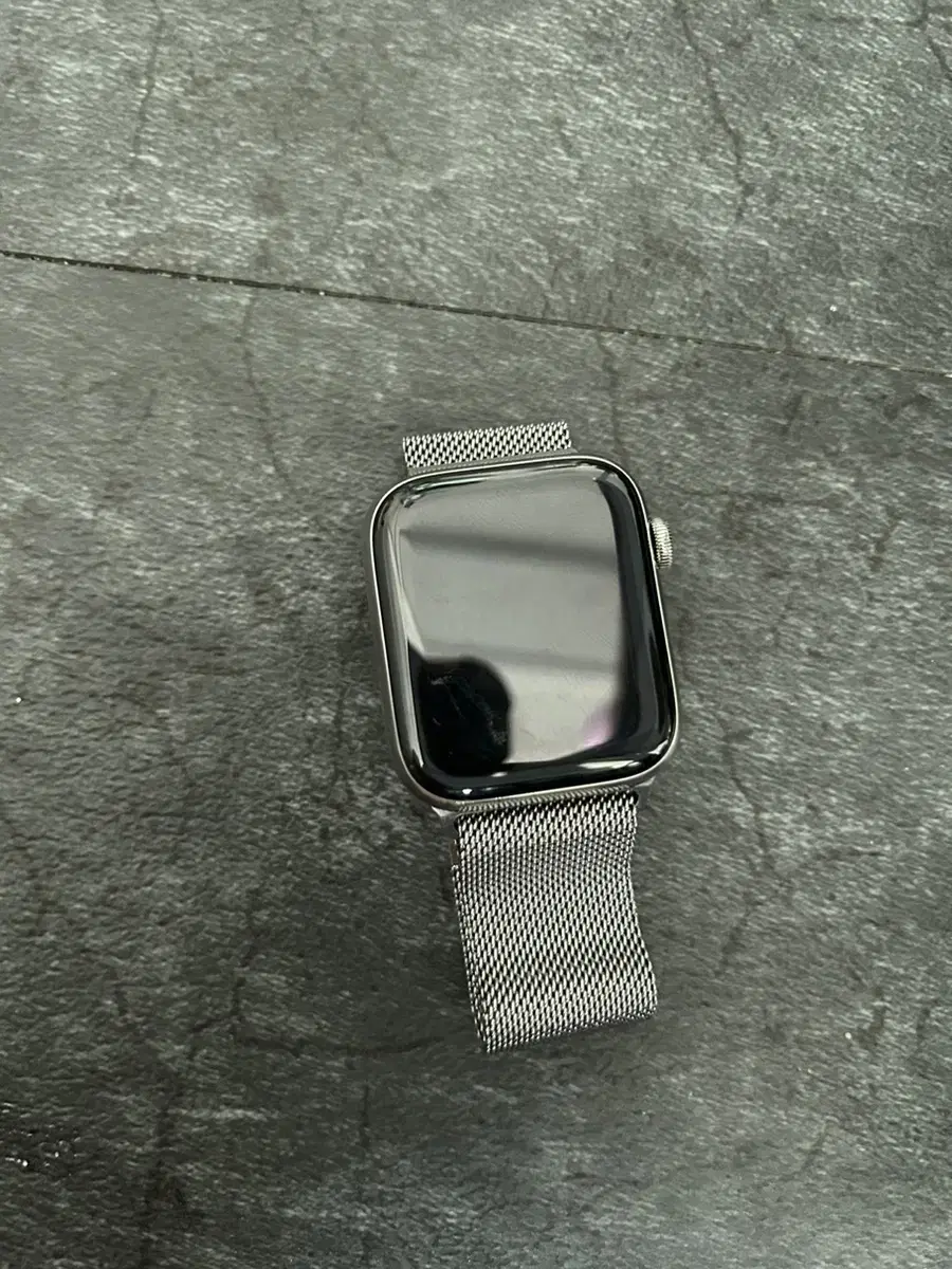 Apple Watch 4 44mm Stainless Steel Cellular