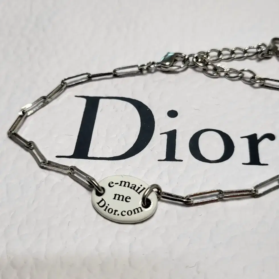 디올 Dior 여성 팔찌 뱅글 여자 크리스찬디올 자디올