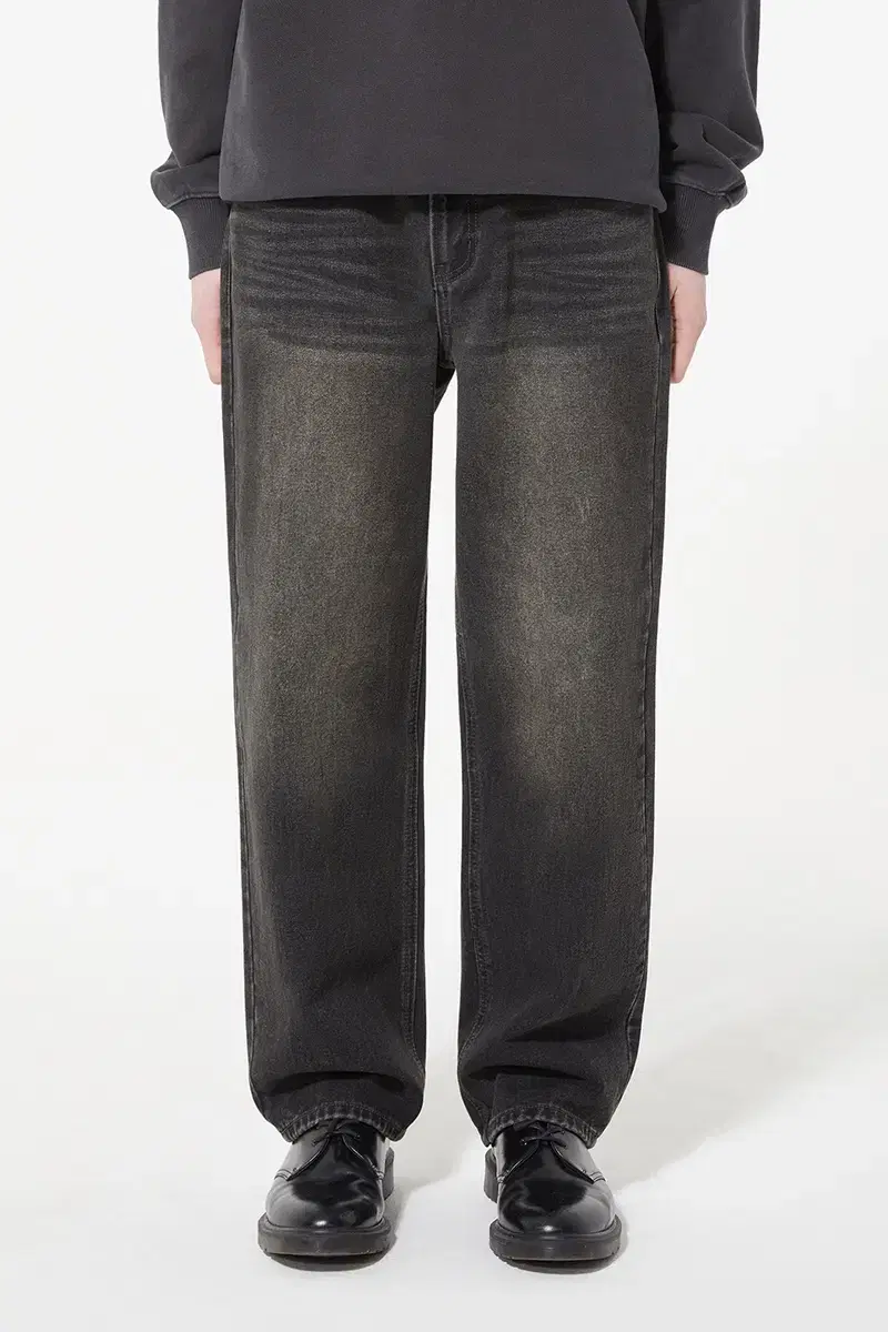 New)VivaStudio Straight Denim Pants Jeans