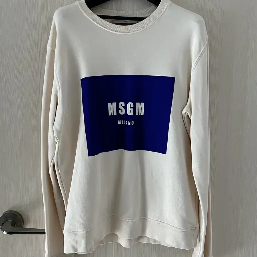 msgm 티셔츠 M 판매합니다~!