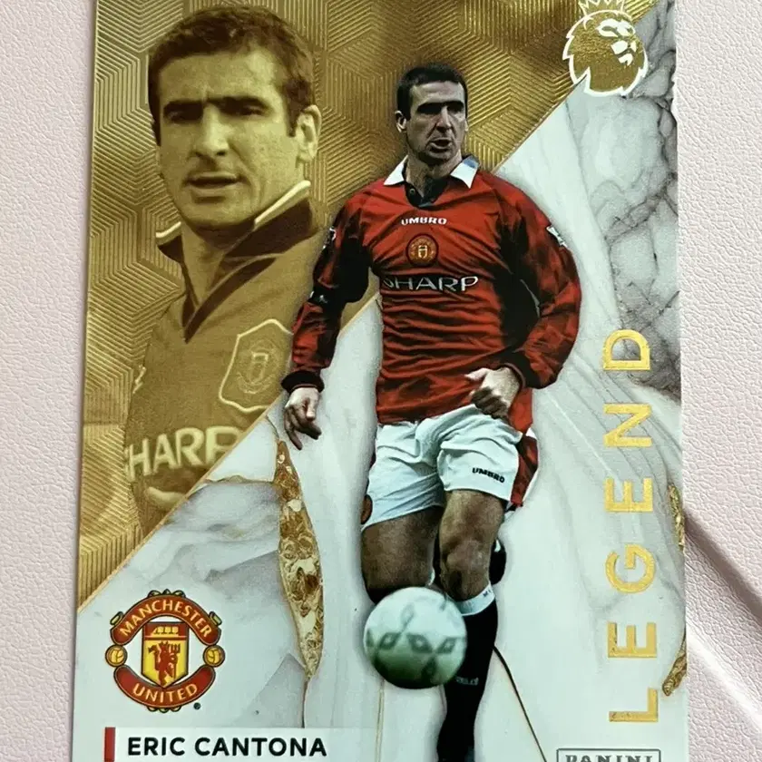 Man U eric Cantona 2023 Panini Adrenaline Legends Football