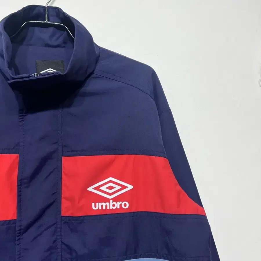 엄브로 UMBRO 바람막이 집업자켓 90