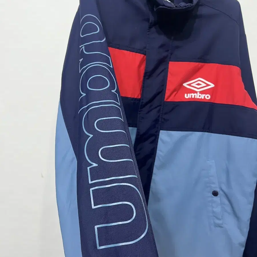 엄브로 UMBRO 바람막이 집업자켓 90