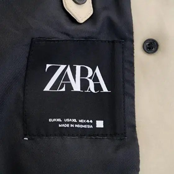 ZARA 트렌치코트