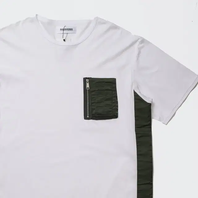 Discovered Pocket Side Zip T-shirt