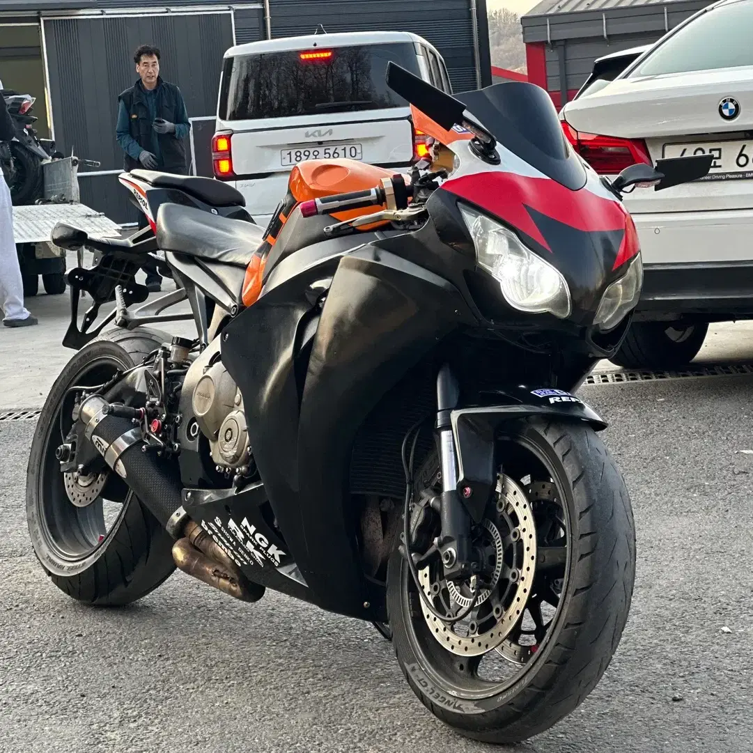 CBR 1000rr 2008년식 좋은차량 좋은금액에 판매합니다