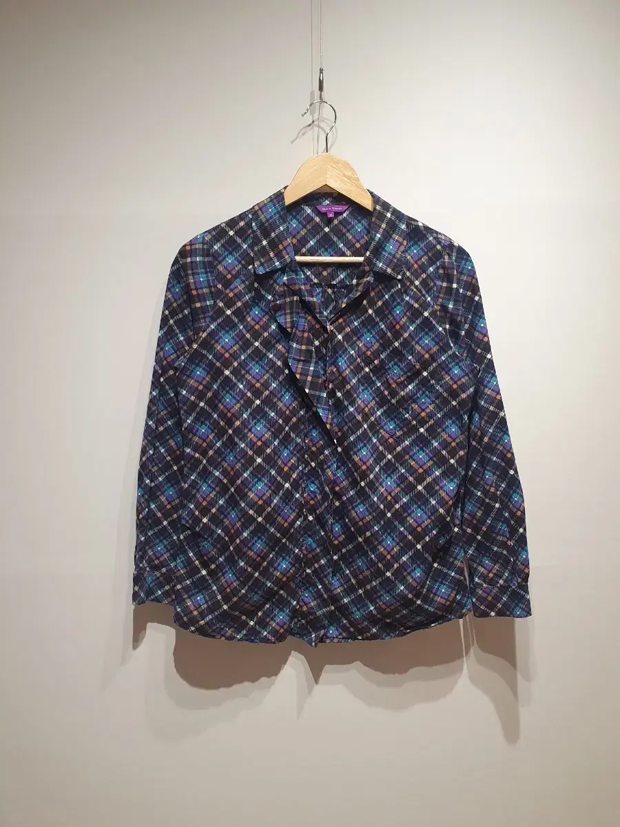 [Free Shipping] Olivia Lauren Women's Check Blouse Shirt 95