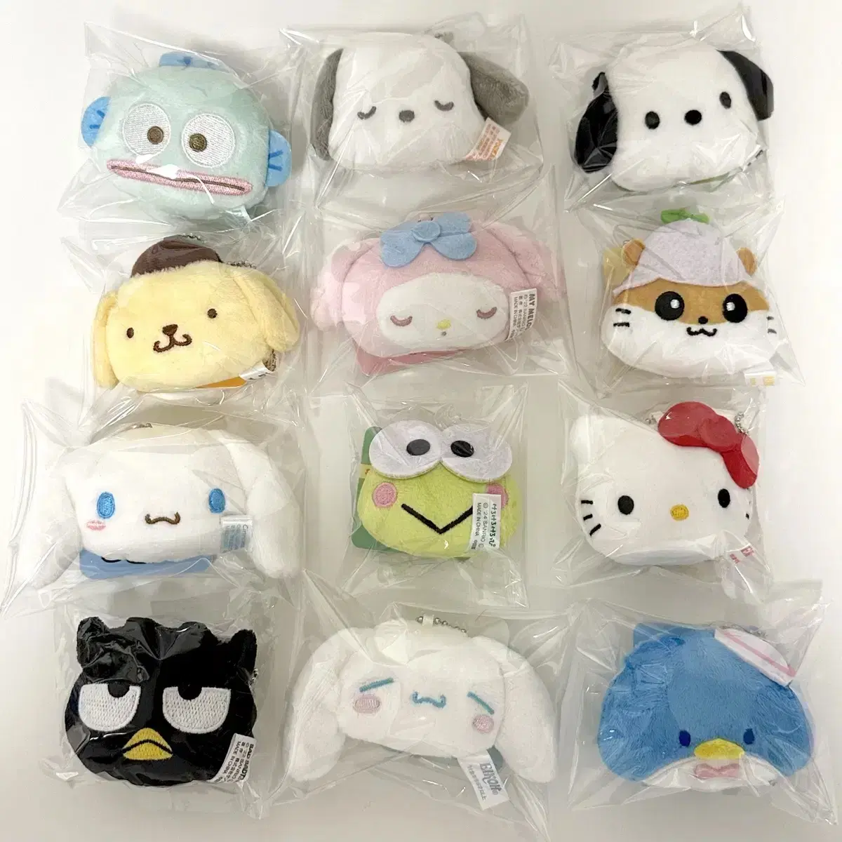 [Genuine Japanese!] San Rio face mascot keyring Pochako Hankyo-dong Cinnamoroll Kitty