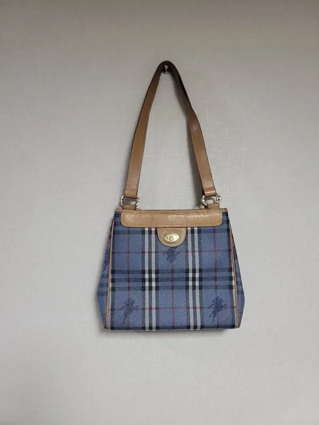 버버리 가죽가방. BURBERRY BAG