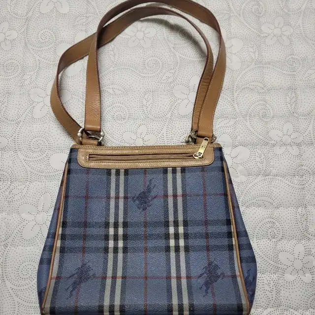 버버리 가죽가방. BURBERRY BAG