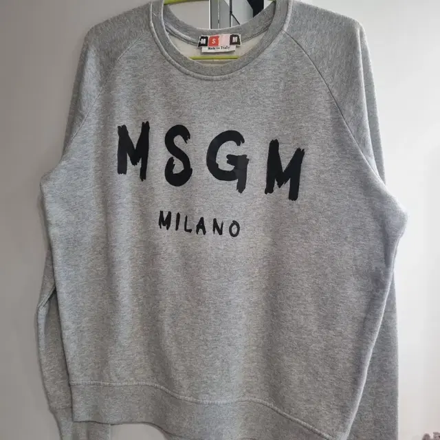 MSGM 맨투맨 그레이 판매. 100 Size 기모