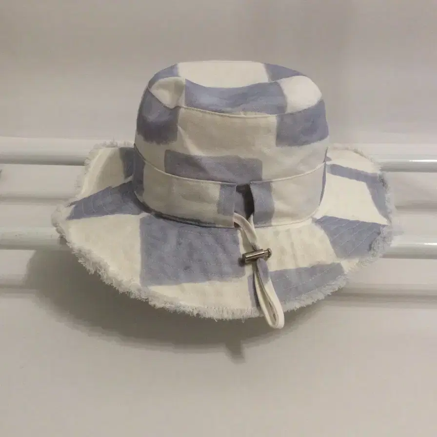 Jacquemus bucket hat