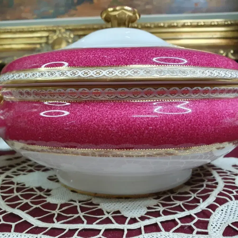 Wedgwood Ulander Powder Ruby Tureen