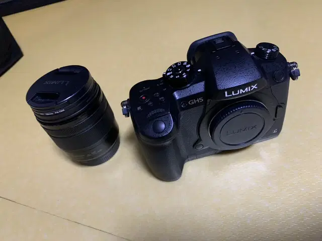 파나소닉 GH5 카메라, 루믹스 12-60mm 렌즈 판매