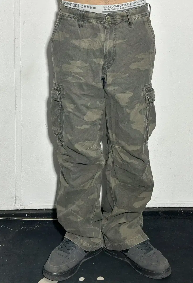 Uniqlo Military Cargo Pants 32