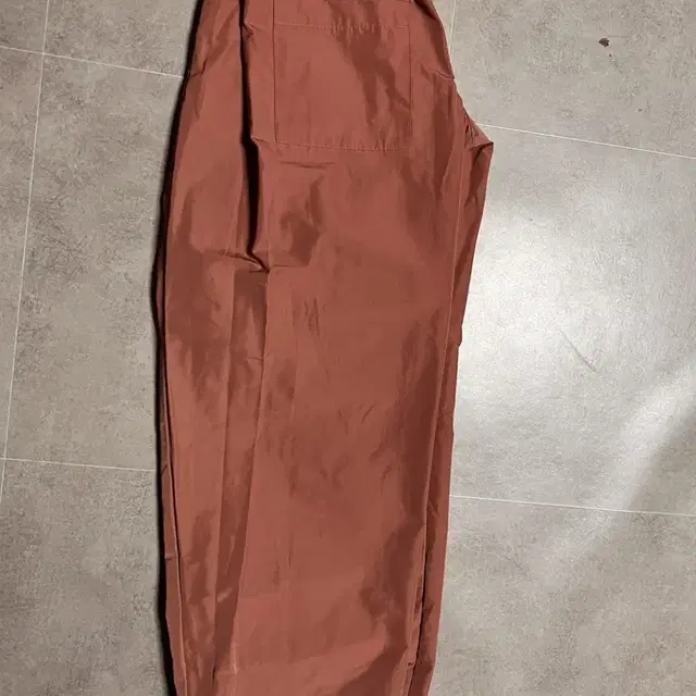 웨이비니스 파라슈트 팬츠(Two Tuck Parachute Pants)