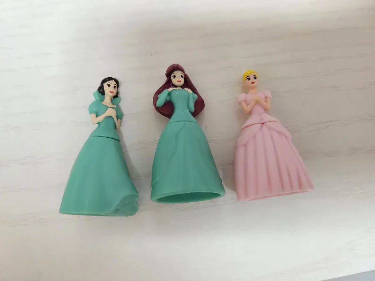 Disney Princess Kinderjoy Figures