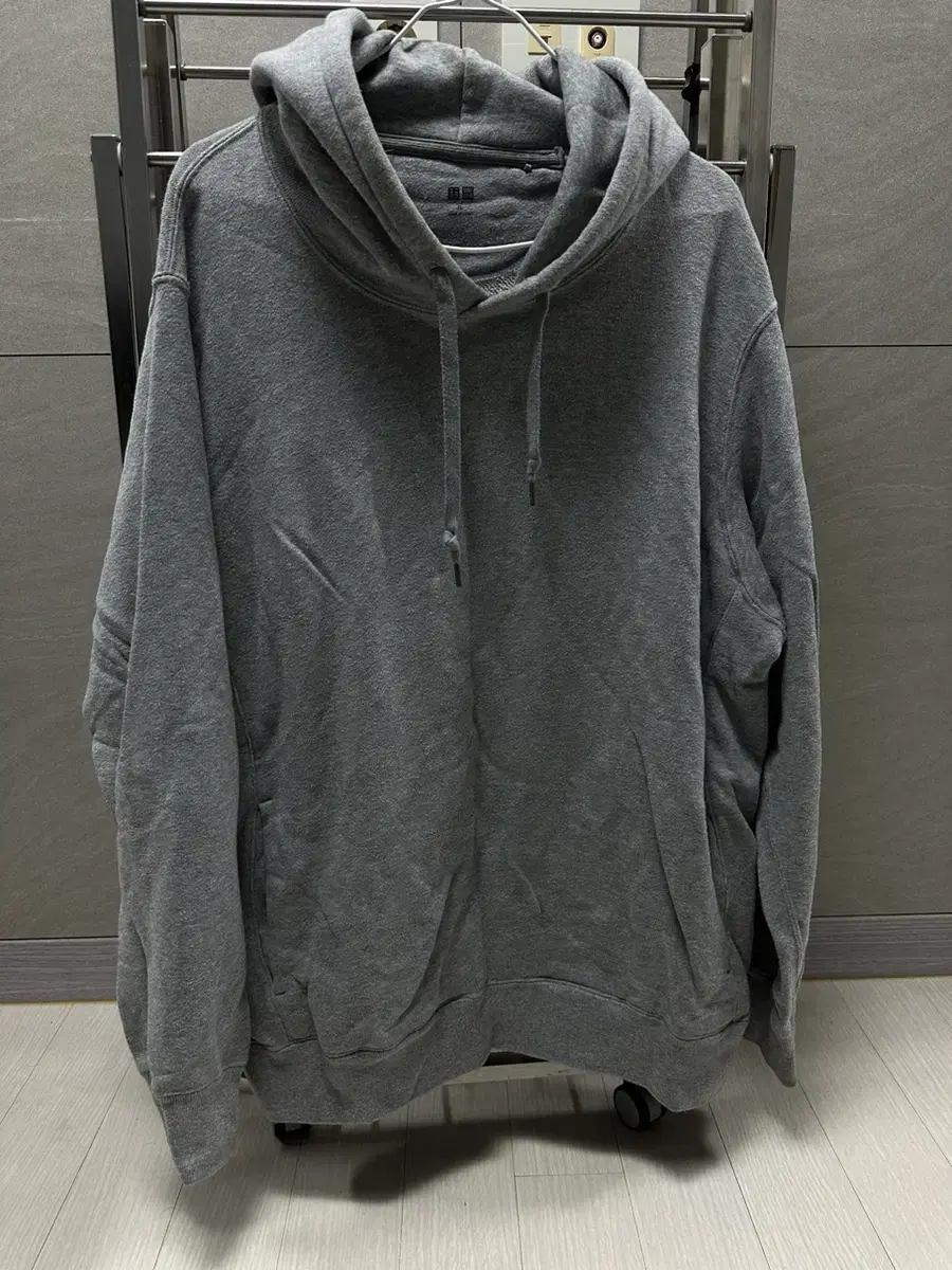 Uniqlo plain hoodies for sale