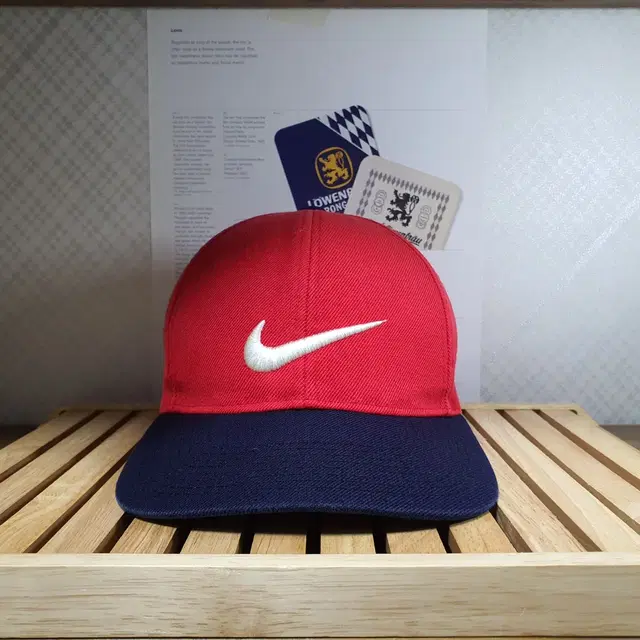 Nike Swoosh Cap