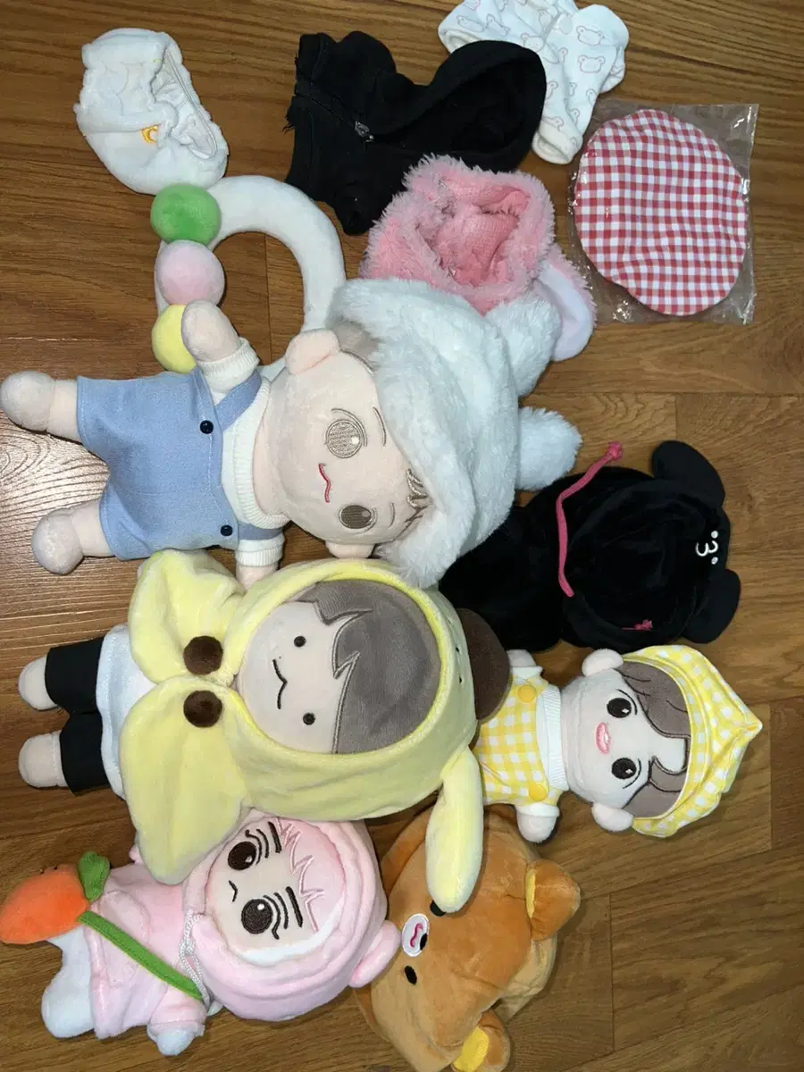 Exo baekhyun suho doll WTS