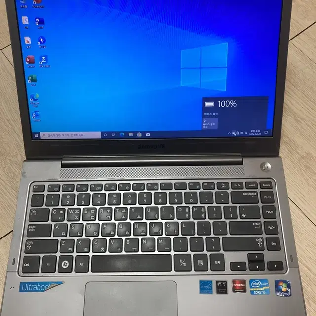 삼성노트북 NT530U4B  I5-2467 8GB SSD120