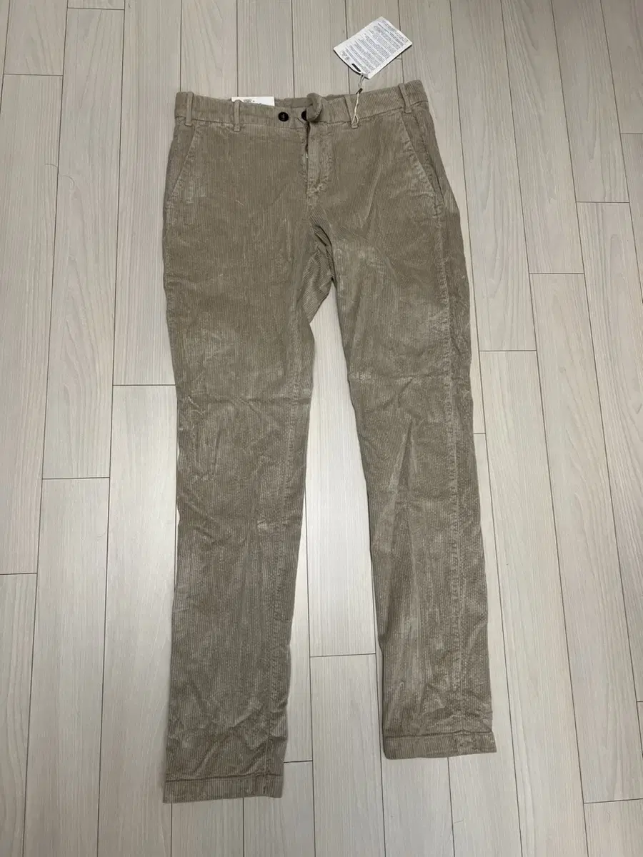 (NEW)Eleventy Corduroy Slim Pants